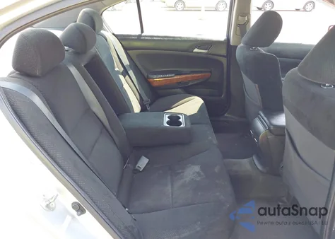 2011 Honda Accord 2.4 Ex из США, поврежденный, VIN 1HGCP2F71BA043060